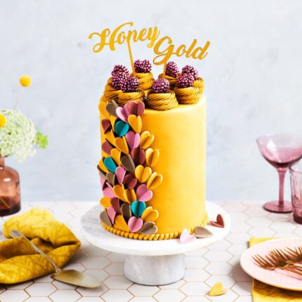 Захарна паста медено златен цвят FunCakes